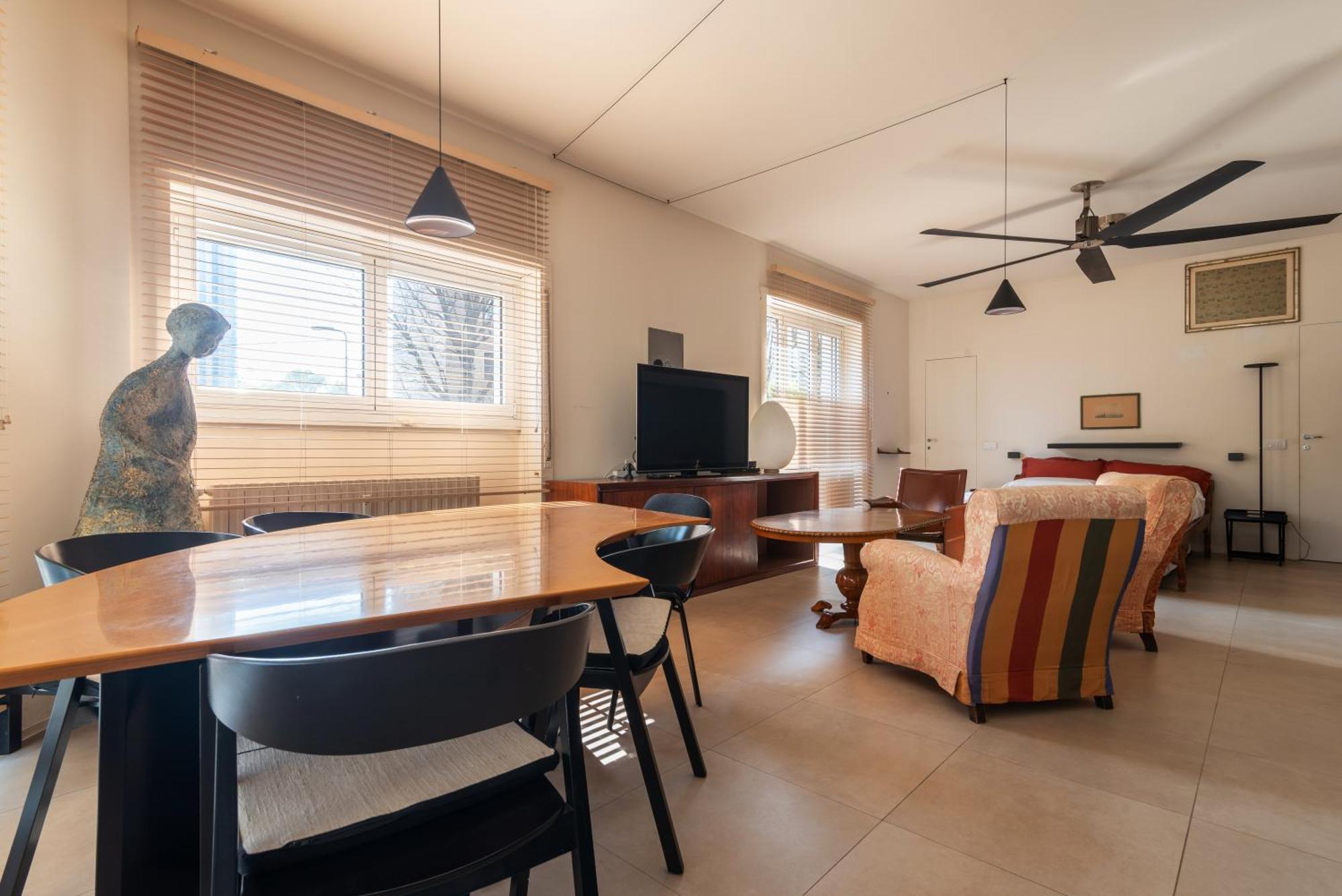 Apartment Spacious And Bright In The Center Mailand